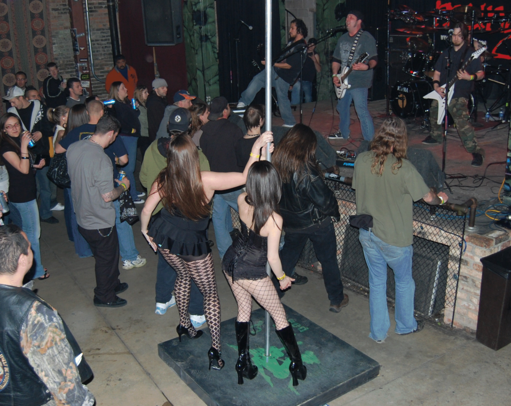 Naked Girls Radio at Munger Rockscarz Magazine Show