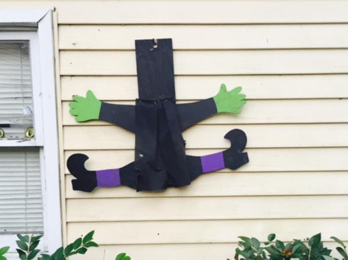 Flat Witch Crashed into Wall