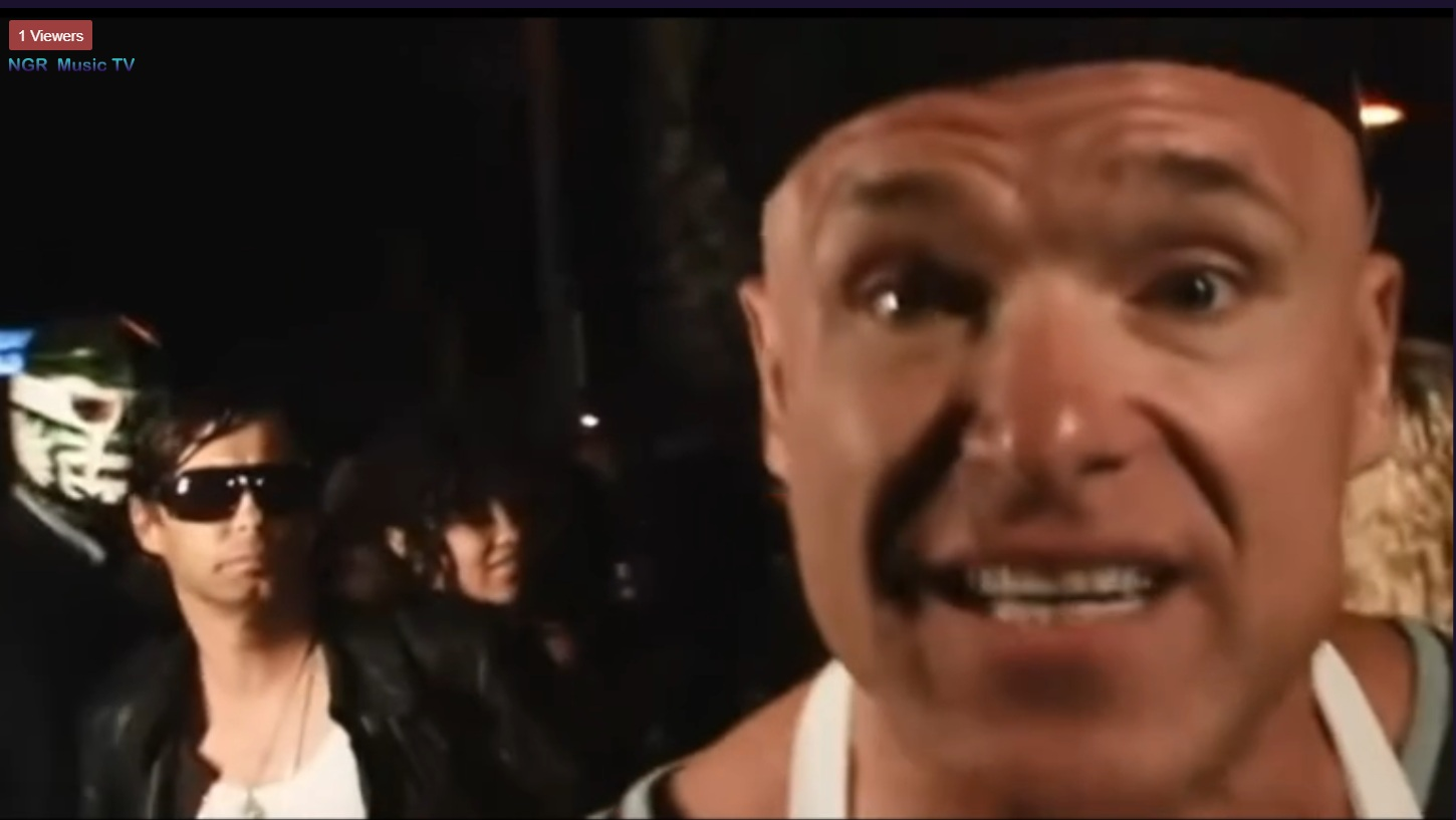 Dive Bomber Magic Limo